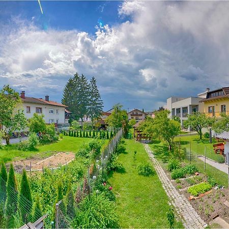 Newly Renovated Studio With Air Conditioner & Free Parking Liubliana Exterior foto