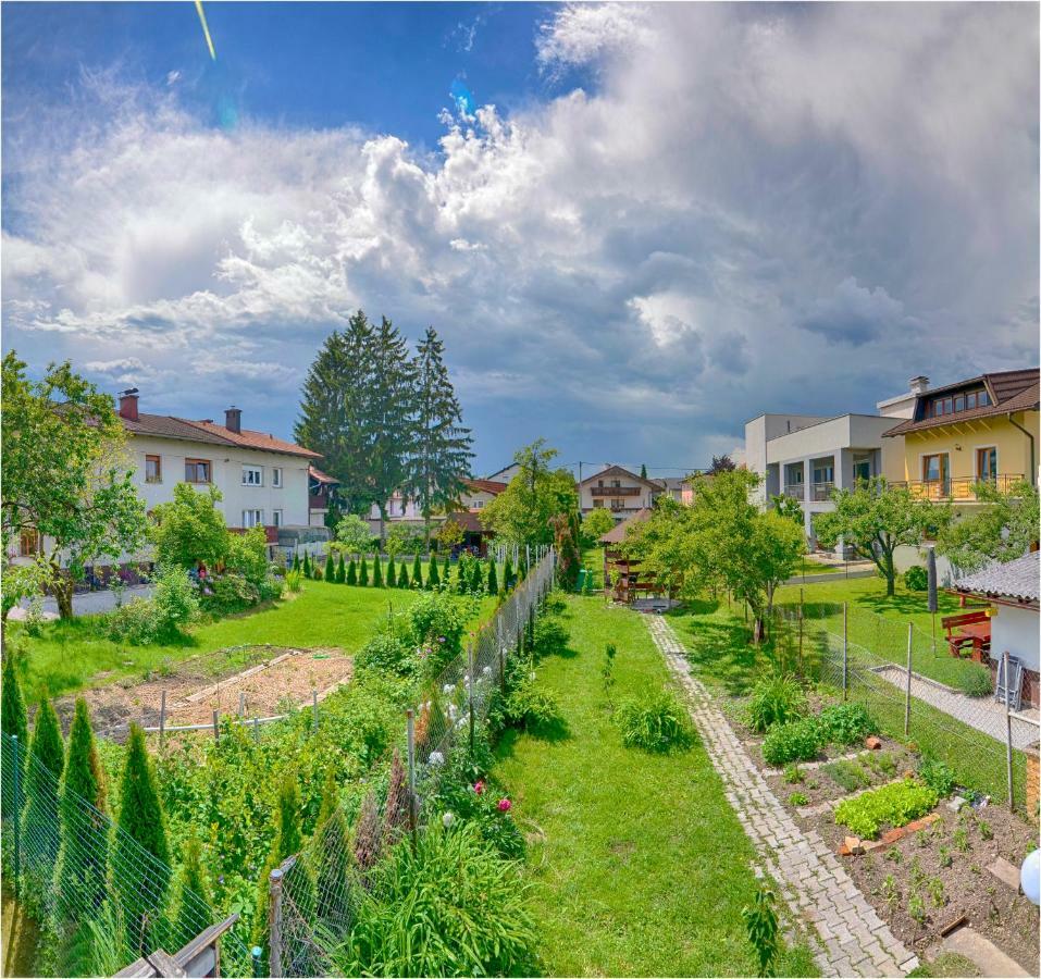 Newly Renovated Studio With Air Conditioner & Free Parking Liubliana Exterior foto